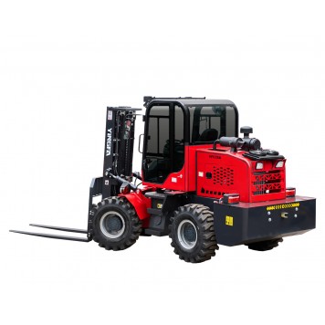 Полноприводный вилочный дизельный погрузчик YingFa YFC35A-1