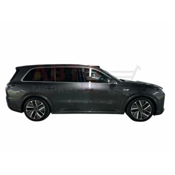 Внедорожник электрический LiXiang (Лисян) L9-2