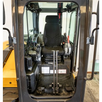 Мини-экскаватор KATO HD37V5-4